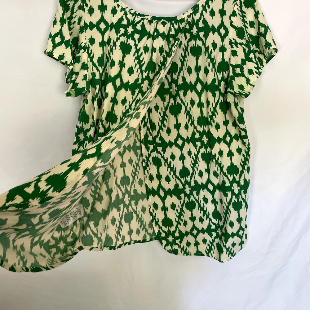 Kavu green yellow short sleeved summer blouse women's size medium crossover back - Picture 5 of 6